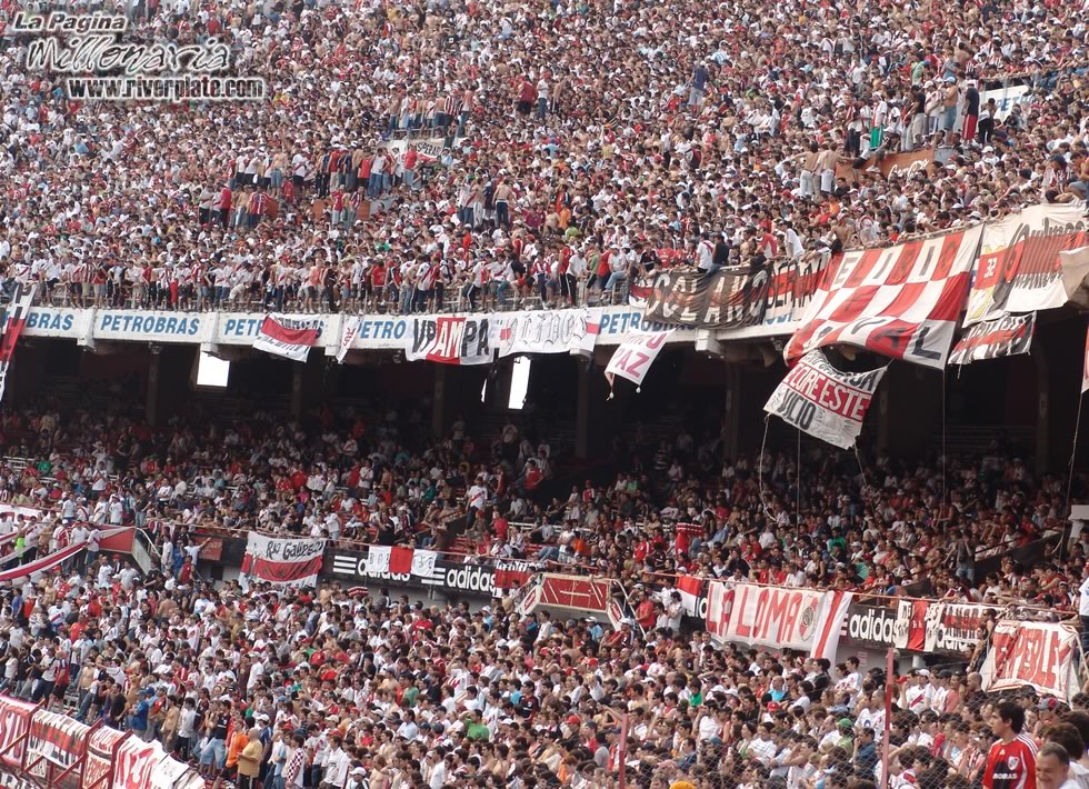 River Plate vs Velez Sarsfield (AP 2007) 25